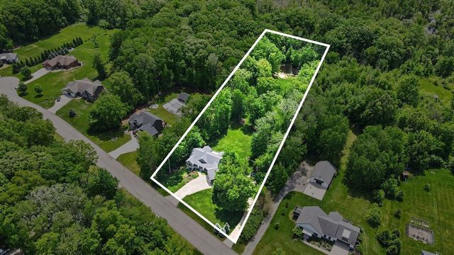 5318 Lamont Farms Drive, Coopersville, MI 49404