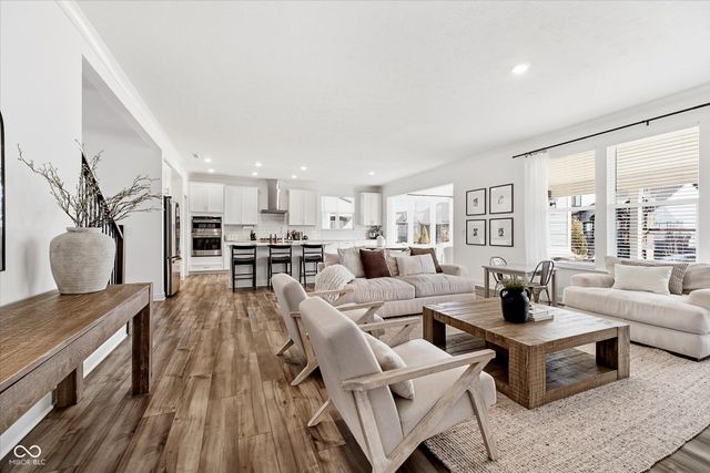 1424 Chatham Hills Boulevard, Westfield, IN 46074