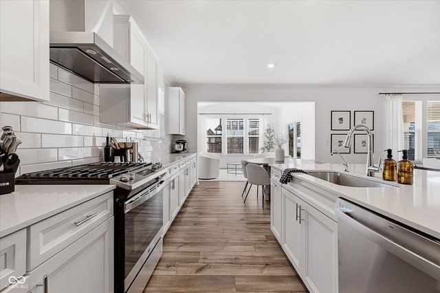 1424 Chatham Hills Boulevard, Westfield, IN 46074