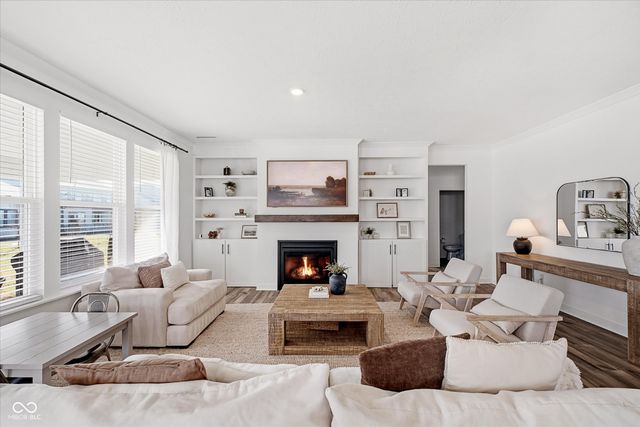 1424 Chatham Hills Boulevard, Westfield, IN 46074