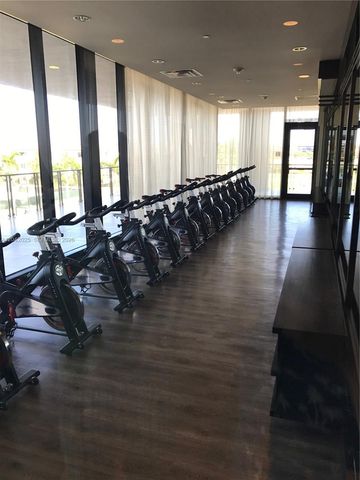 5252 NW 85th Ave 605, Doral, FL 33166