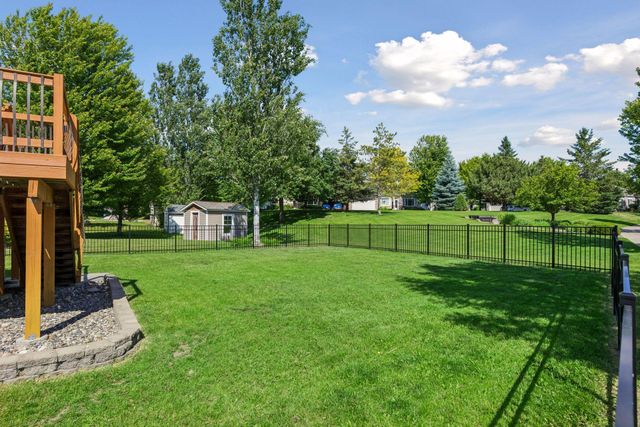 2229 Grimm Road, Chaska, MN 55318