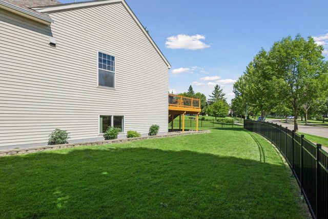 2229 Grimm Road, Chaska, MN 55318