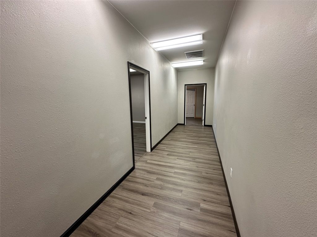 Address unavailable. photo 12