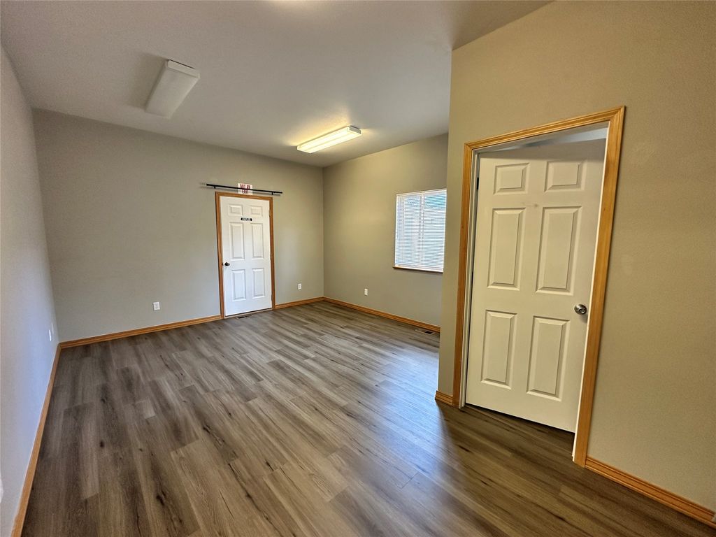 Address unavailable. photo 16