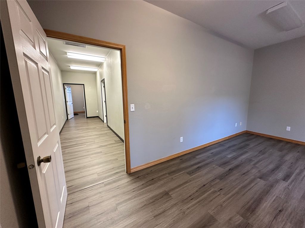 Address unavailable. photo 18