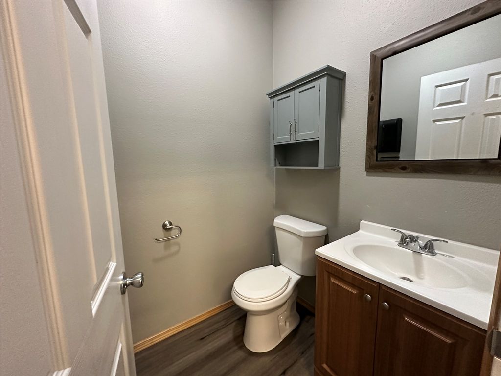 Address unavailable. photo 19