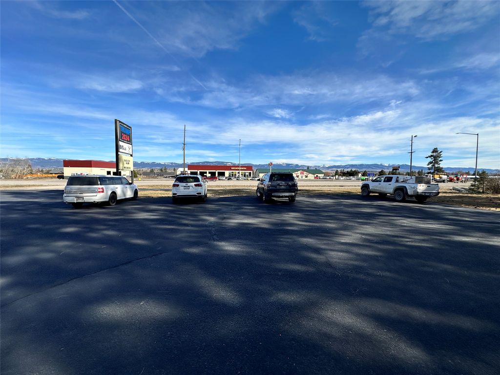 Address unavailable. photo 21