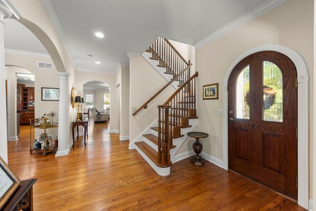 706 N Ellsworth Street, Naperville, IL 60563