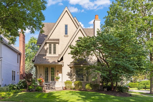 706 N Ellsworth Street, Naperville, IL 60563