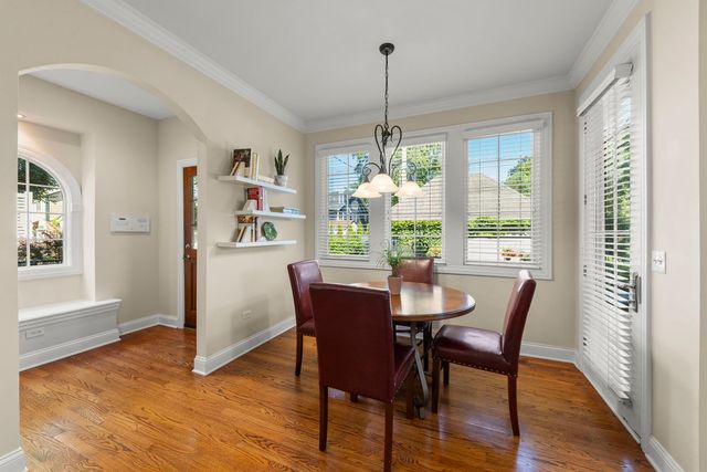 706 N Ellsworth Street, Naperville, IL 60563