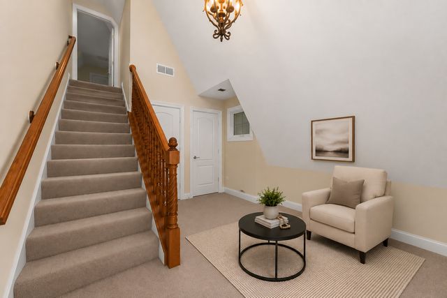 706 N Ellsworth Street, Naperville, IL 60563