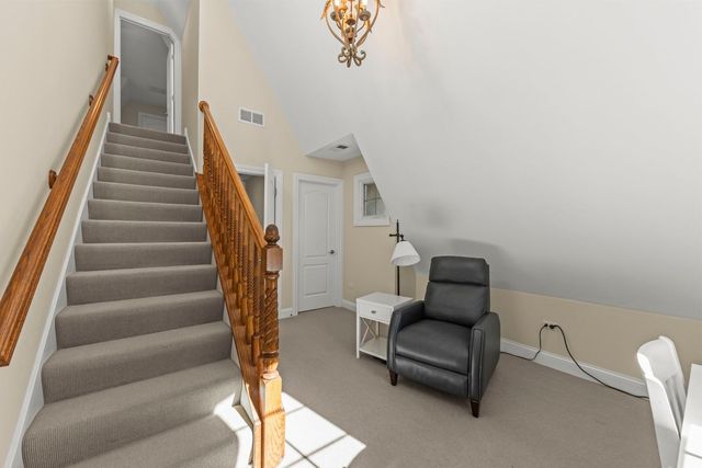 706 N Ellsworth Street, Naperville, IL 60563