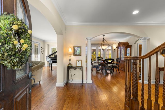706 N Ellsworth Street, Naperville, IL 60563