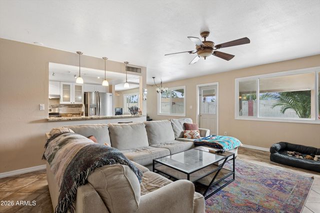 4001 S HAZELTON Lane, Tempe, AZ 85282