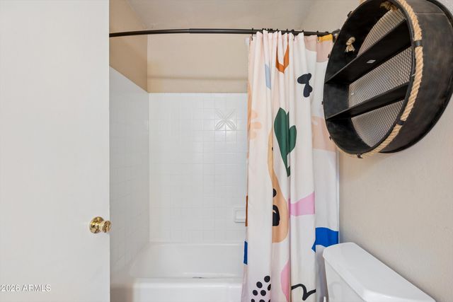 4001 S HAZELTON Lane, Tempe, AZ 85282