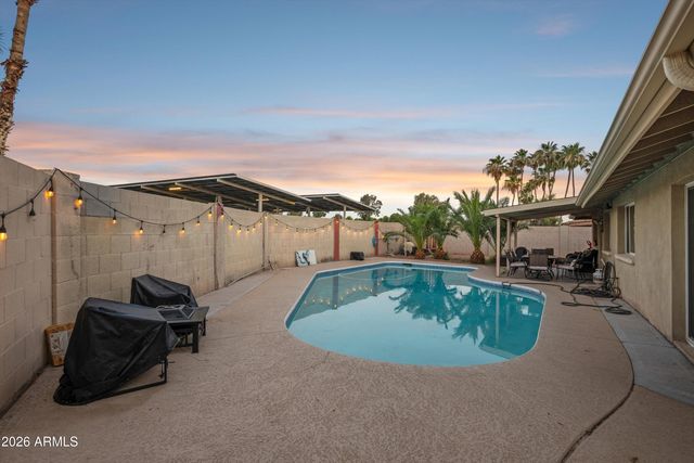 4001 S HAZELTON Lane, Tempe, AZ 85282