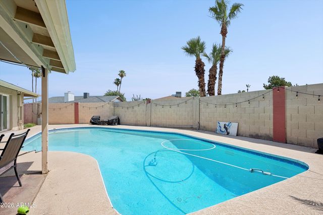 4001 S HAZELTON Lane, Tempe, AZ 85282