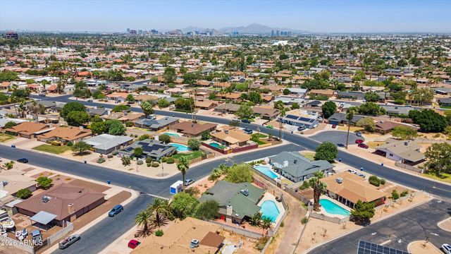4001 S HAZELTON Lane, Tempe, AZ 85282
