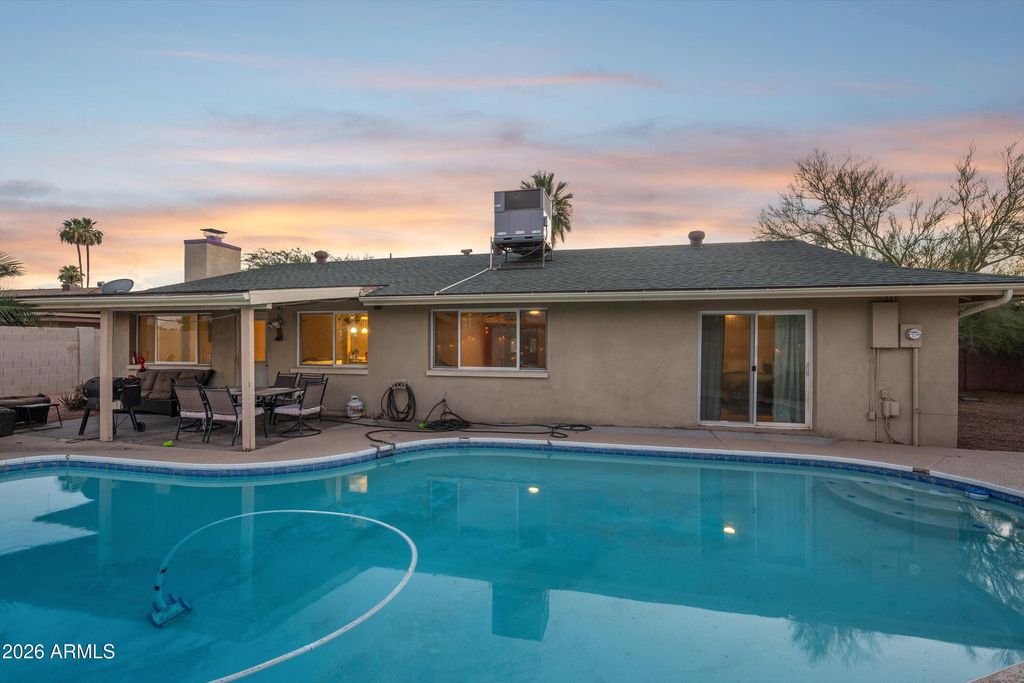 4001 S HAZELTON Lane, Tempe, AZ 85282 — photo 4