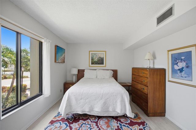 6322 PALMA DEL MAR BOULEVARD S 216, St Petersburg, FL 33715