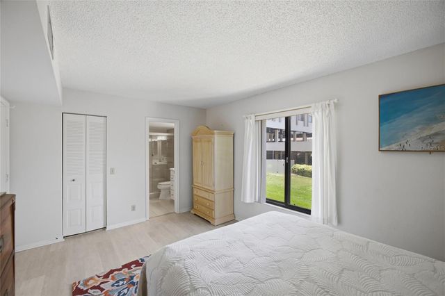 6322 PALMA DEL MAR BOULEVARD S 216, St Petersburg, FL 33715