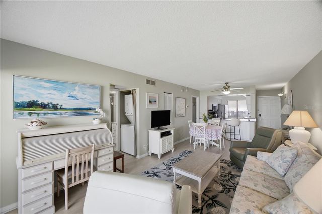 6322 PALMA DEL MAR BOULEVARD S 216, St Petersburg, FL 33715