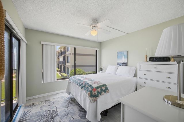 6322 PALMA DEL MAR BOULEVARD S 216, St Petersburg, FL 33715