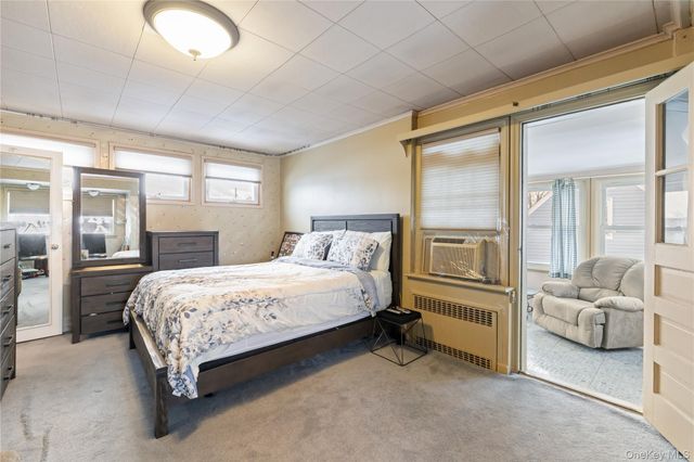 17 Standish Road, Valley Stream, NY 11580