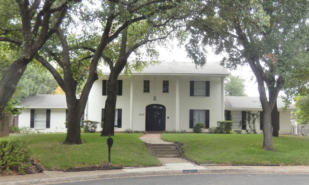 9023 Glen Springs Circle, Dallas, TX 75243