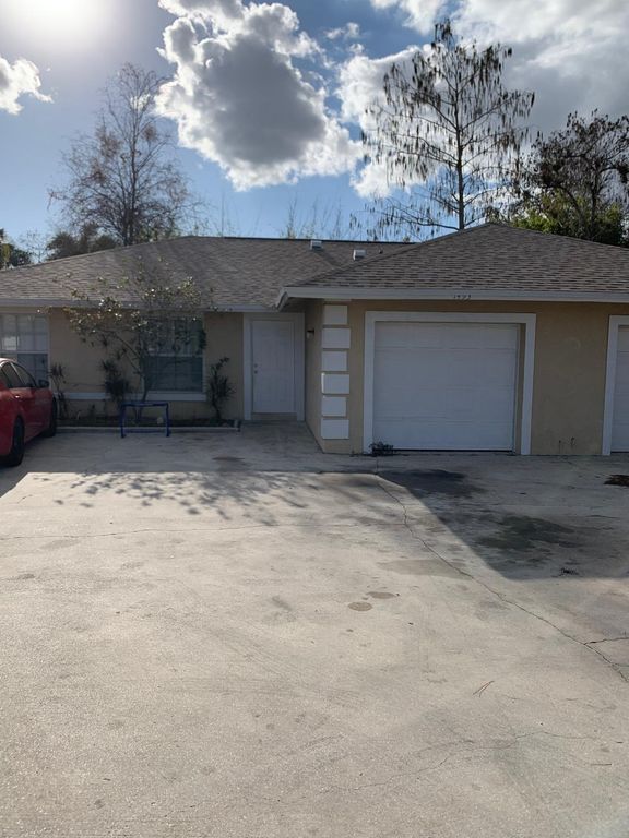 1491 Hawthorne Place 1493, Wellington, FL 33414
