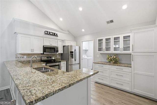 1802 Sweet Apple Circle 1802, Alpharetta, GA 30004