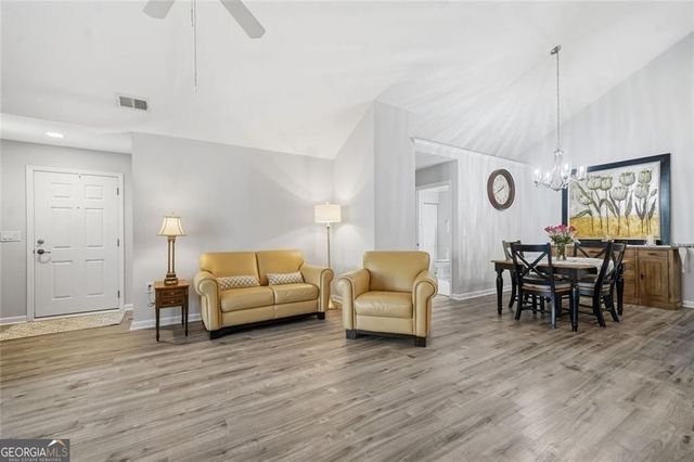 1802 Sweet Apple Circle 1802, Alpharetta, GA 30004