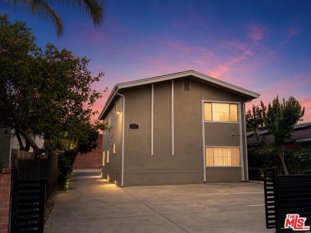 2037 S Burnside Avenue, Los Angeles, CA 90016