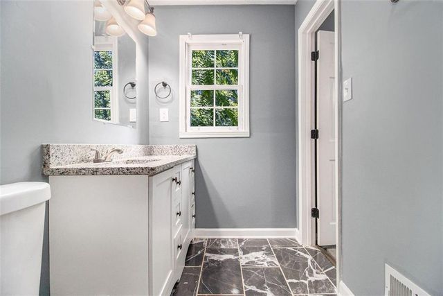 5862 SIMONE Drive, Stone Mountain, GA 30087