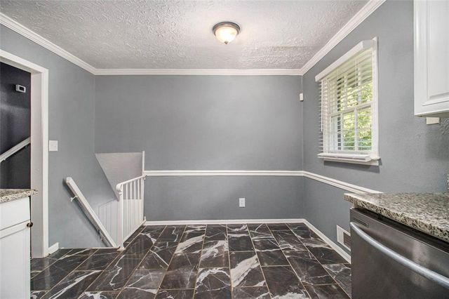5862 SIMONE Drive, Stone Mountain, GA 30087