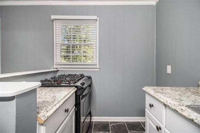 5862 SIMONE Drive, Stone Mountain, GA 30087