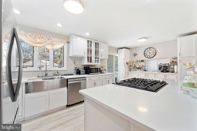 1167 BREWER AVE, West Deptford, NJ 08093