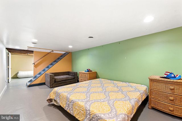 1167 BREWER AVE, West Deptford, NJ 08093