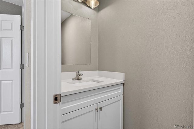 1729 S Lee Street A, Lakewood, CO 80232