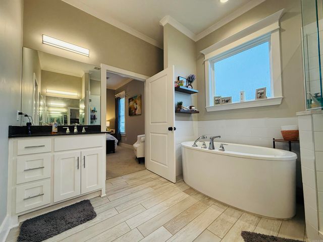 8 BENTWOOD Lane, Little Rock, AR 72223