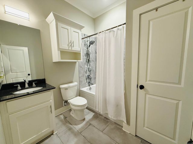 8 BENTWOOD Lane, Little Rock, AR 72223