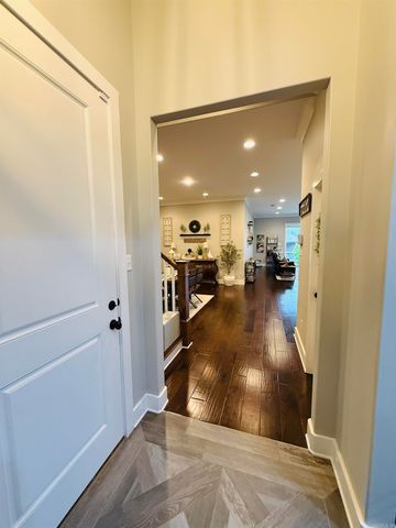 8 BENTWOOD Lane, Little Rock, AR 72223