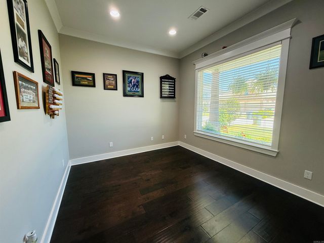 8 BENTWOOD Lane, Little Rock, AR 72223