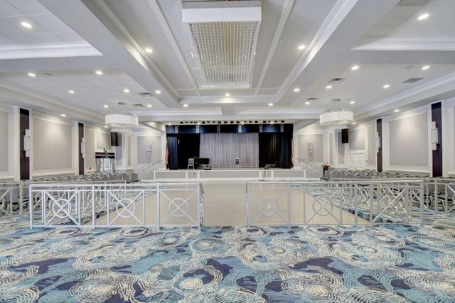 5203 Europa Drive N, Boynton Beach, FL 33437