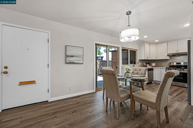 4127 Ravenwood Pl, Castro Valley, CA 94546