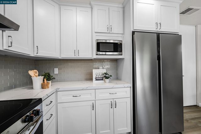 4127 Ravenwood Pl, Castro Valley, CA 94546