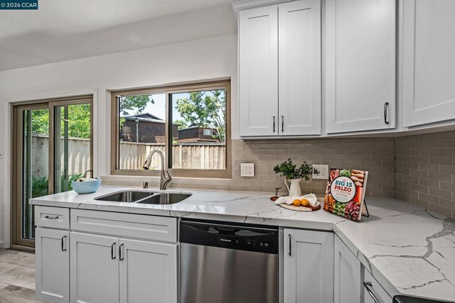 4127 Ravenwood Pl, Castro Valley, CA 94546
