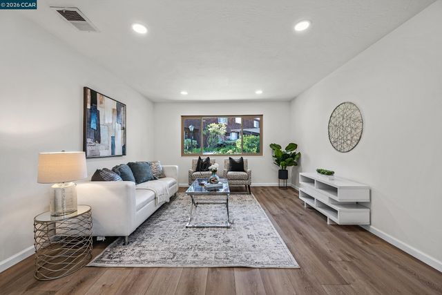 4127 Ravenwood Pl, Castro Valley, CA 94546
