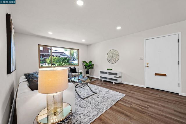 4127 Ravenwood Pl, Castro Valley, CA 94546